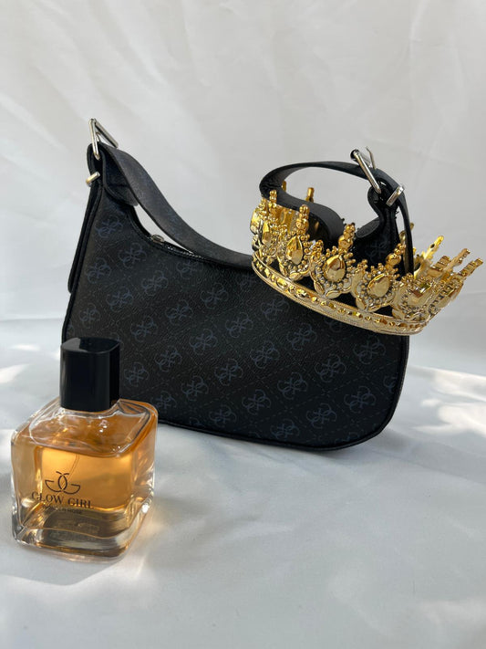 👑 Asenya Monogram Luxe — Güç, Asalet ve Şıklık Bir Arada