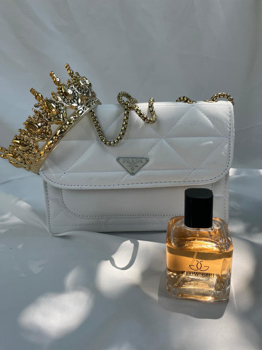 👑 Asenya Luxe Edition – Beyazın Asil Gücü