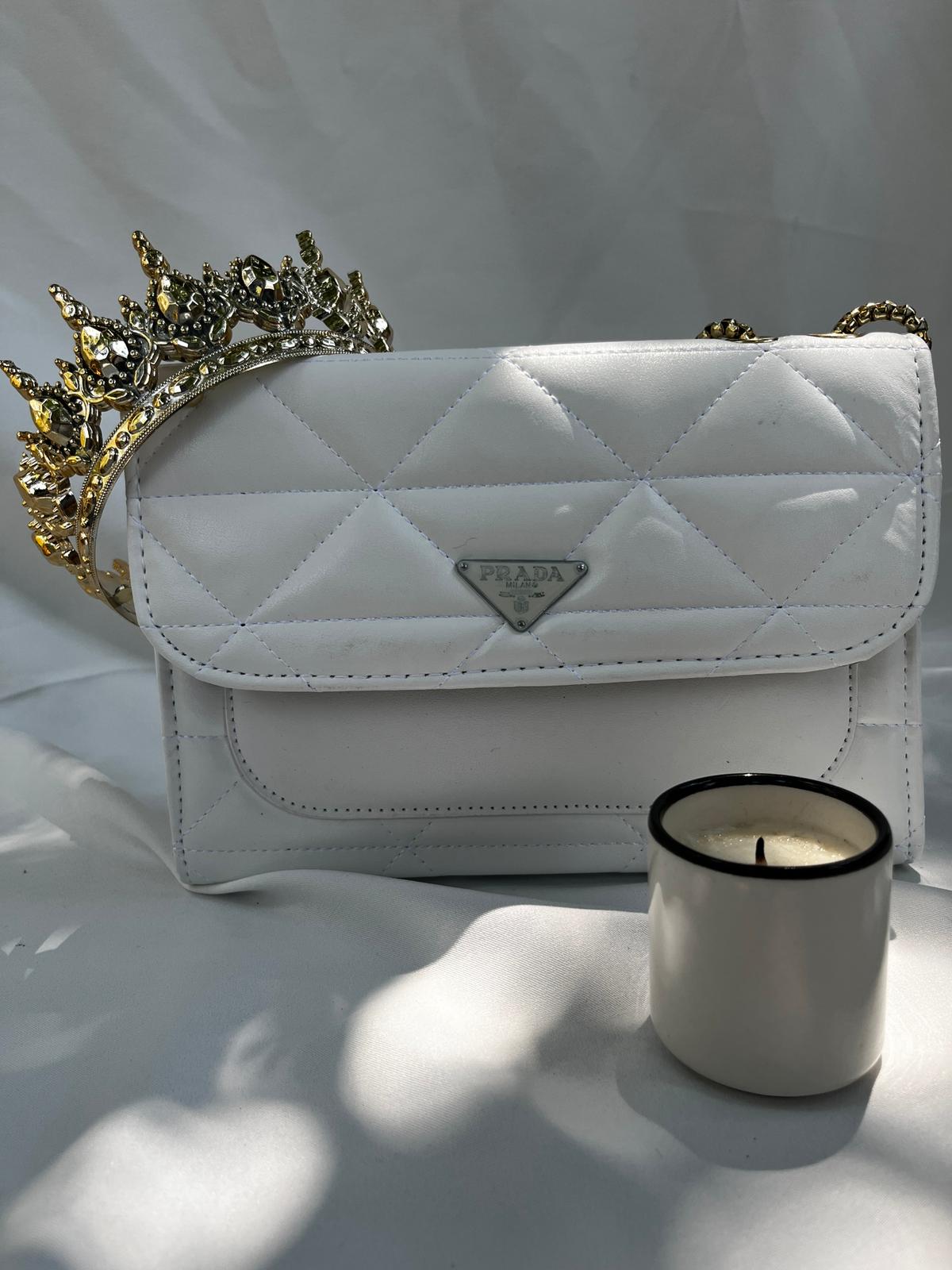 👑 Asenya Luxe Edition – Beyazın Asil Gücü